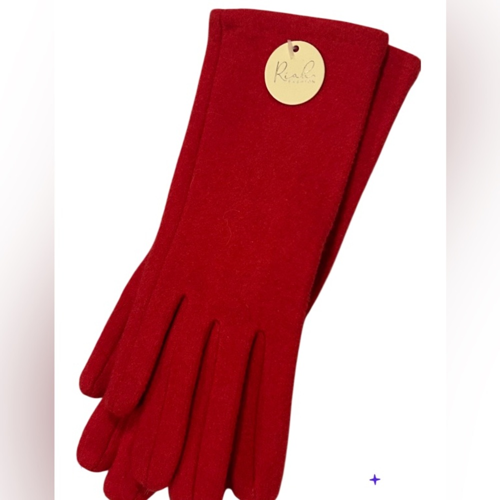 Red Gloves with Tag on finger for texting